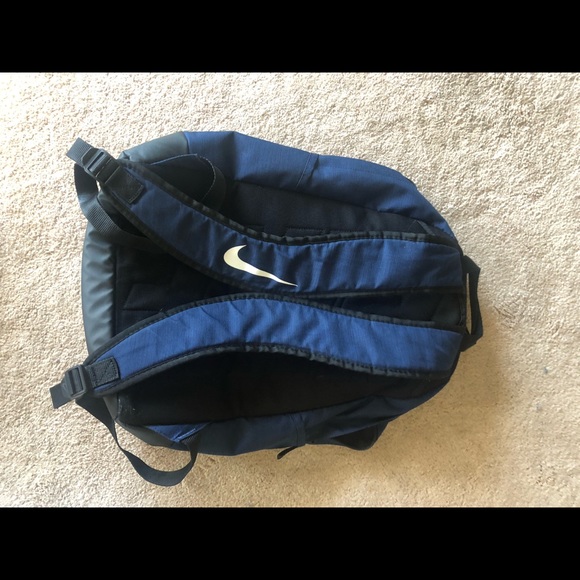 Nike Bag - Picture 2 of 2